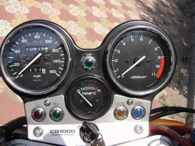 MK电竞-四川信托欲15亿增资扩股：大股东放弃认购 风险处置尚在未定之天